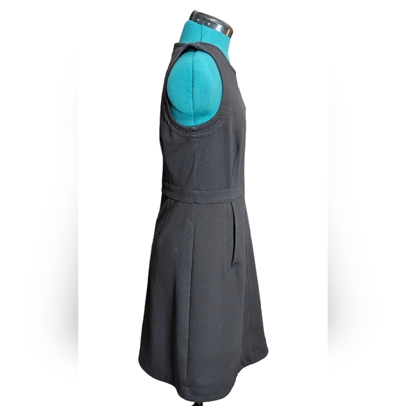 Banana Republic Black Structured Sleeveless Utility Dress - Picture 3 of 9